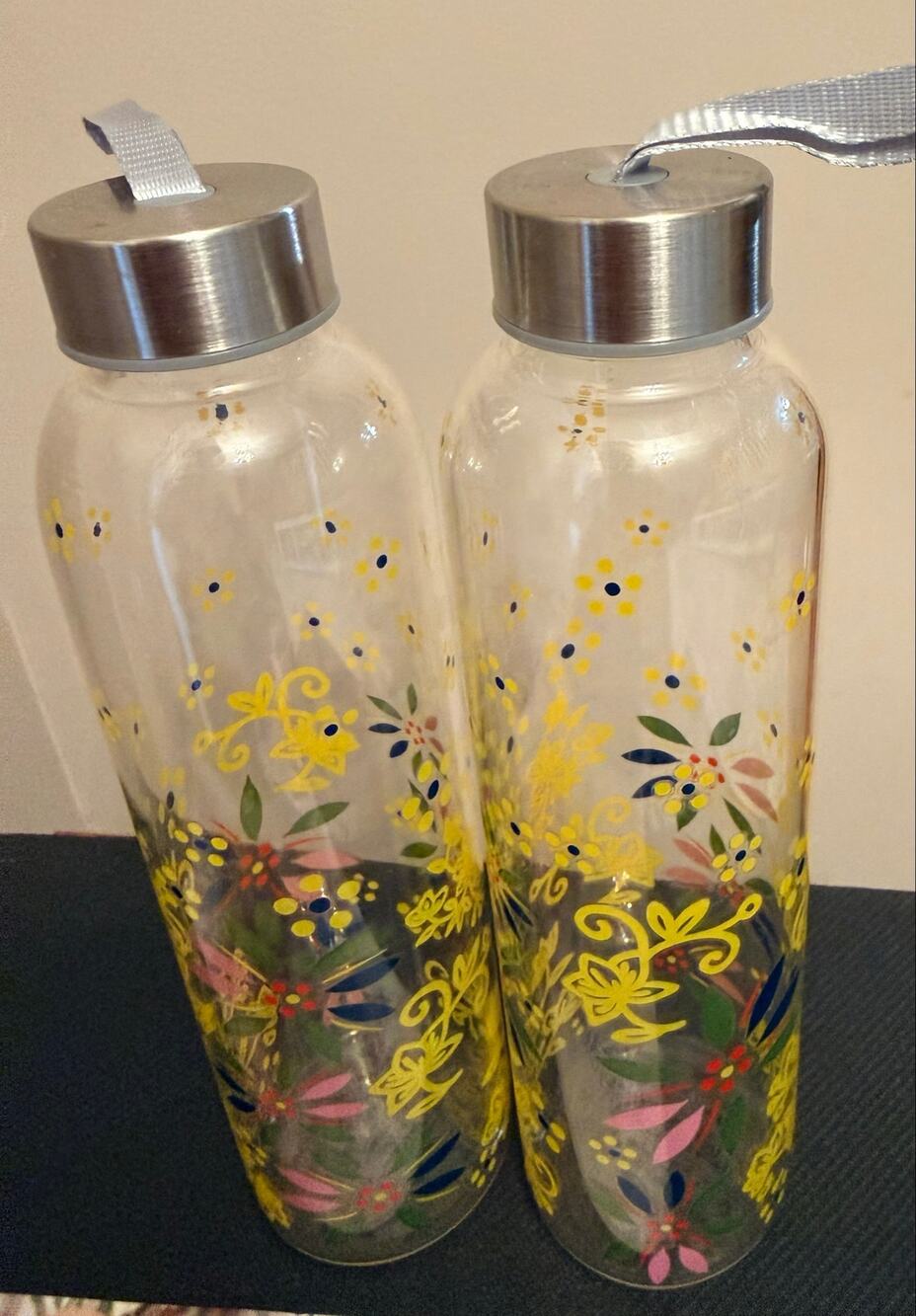 New two Temp-tations 20oz travel glass water bottles vibrant hand-painted